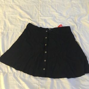 Forever 21 Black Skirt. NEVER WORN W TAGS